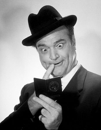 masonrytoday's tweet photo. Today in Masonic History we present The Pledge Allegiance by Red Skelton. #freemasonry #masons #masonic #masonichistory #freemasons #TIMH+
https://t.co/gw0kzepbCO https://t.co/qejcUHycW6
