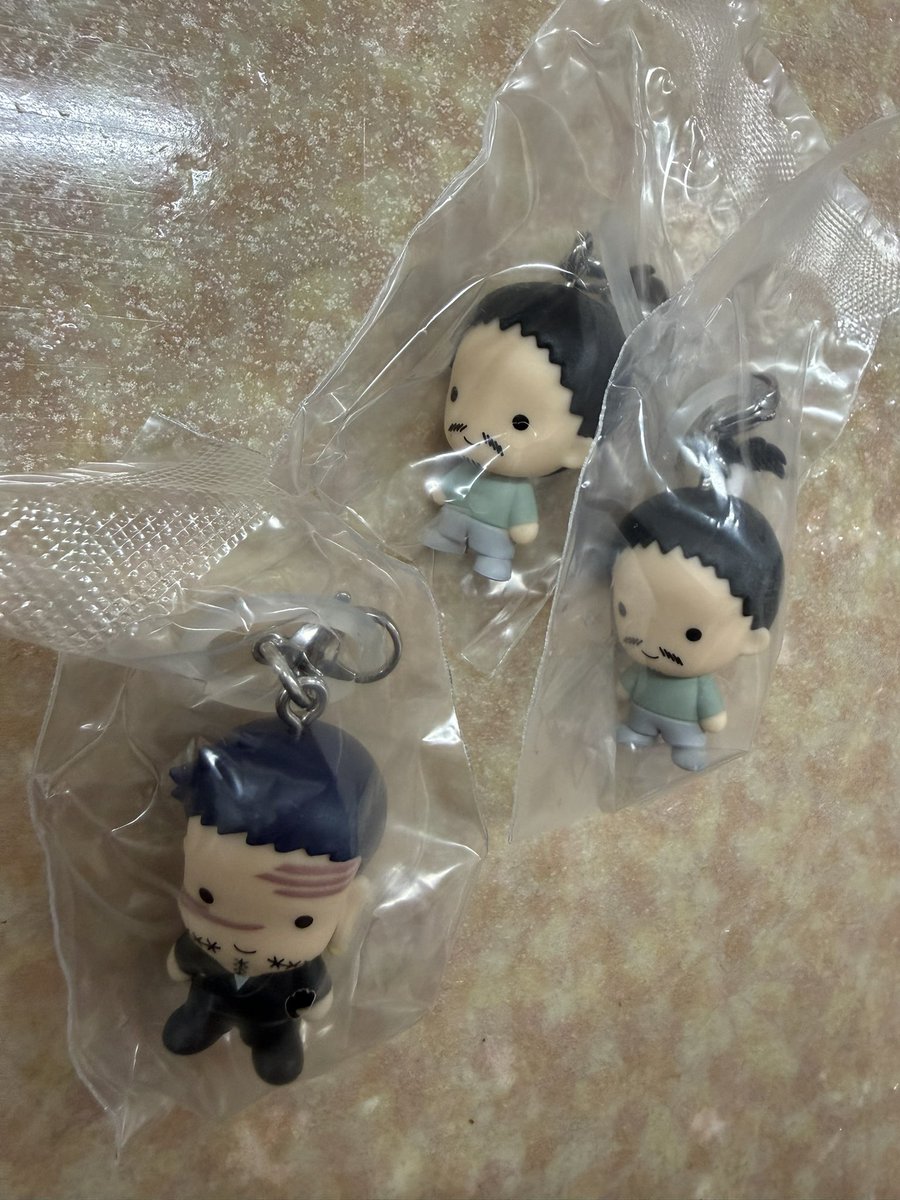 kbckki's tweet photo. 交換・譲渡 ハンターハンター HUNTER × HUNTER めじるしアクセサリー チャーム 

譲▶︎ノブナガ❷.フランクリン

求▶︎別の弾のビスケor異種めじるしなんでも検討します。定価➕送料でのお譲りも可能です。 https://t.co/ZdOZOx9D1j
