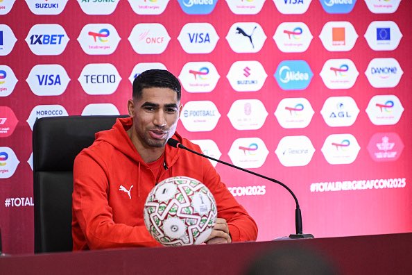 UTD_Seth001's tweet photo. 🚨Achraf Hakimi was asked ahead of Morocco’s FIFA World Cup clash against Canada which player he would choose between Cristiano Ronaldo and Lionel Messi.

🎙️ Reporter:
“Hakimi, if you had to pick one player to build your team around at their peak, who would you choose: Cristiano Ronaldo or Lionel Messi?”

🗣️ Achraf Hakimi:

“That’s a question every footballer gets asked, and honestly, there isn’t a wrong answer because both have changed football forever.

But if I have to choose one, I’m choosing Cristiano Ronaldo.

What impresses me most isn’t just the goals—it’s the mentality. To stay hungry for so many years, to keep improving, to succeed in different countries and different leagues… that’s something every young player should admire.

Cristiano has shown that hard work can take you to places people think are impossible. His professionalism, discipline, and desire to win are second to none.

Messi is a genius. His talent is something football may never see again, and I have huge respect for everything he has achieved.

But if you’re asking me to choose one player to lead my team, I’m choosing Cristiano Ronaldo because his mentality inspires everyone around him. That’s the kind of leader every dressing room wants.