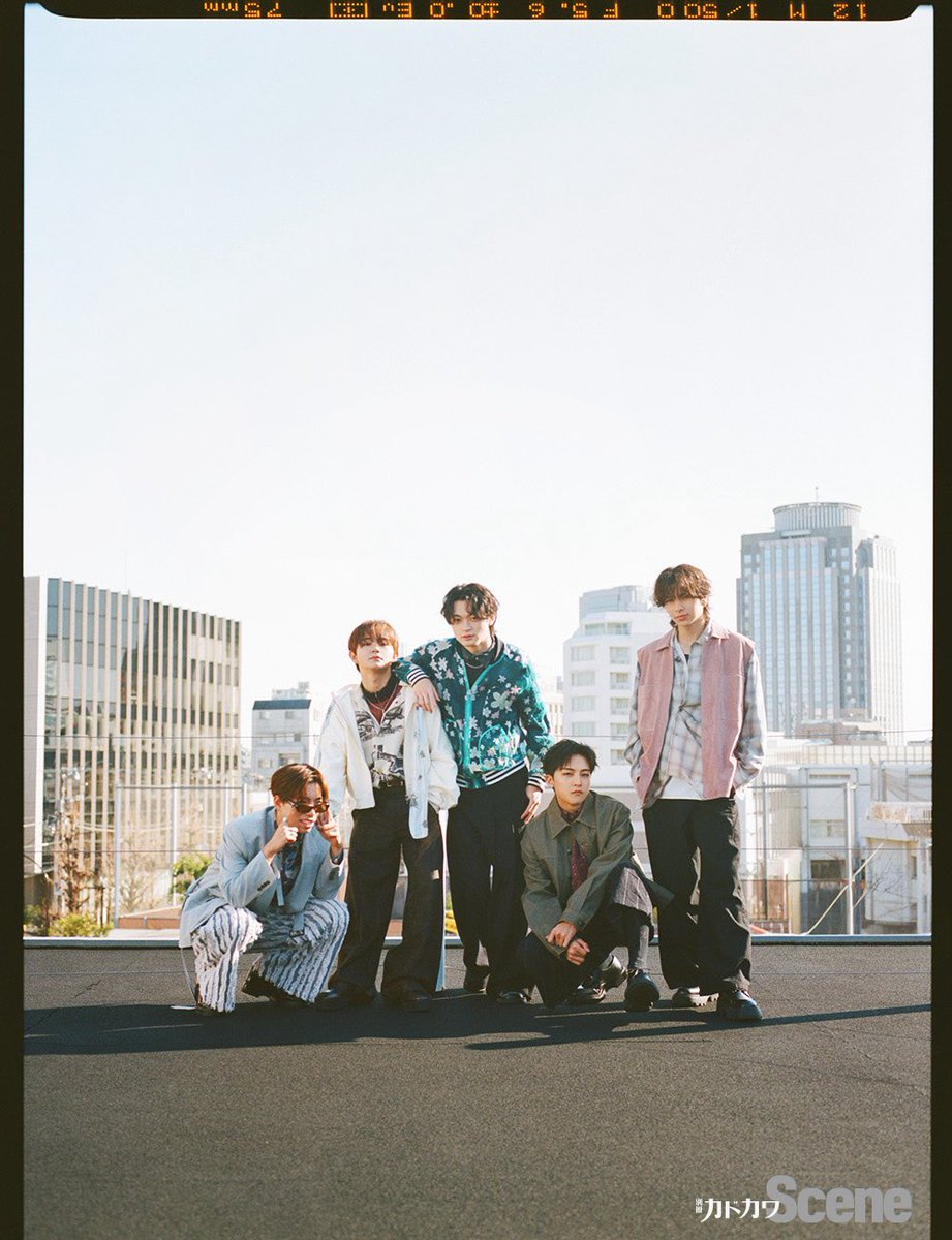 betsukado_scene's tweet photo. ⋰
　📣デジタル版が配信中｜別冊カドカワScene
　#STARGLOW 表紙号
⋱

📕Kindle｜https://t.co/QR6s5MW5hx
📙BOOK☆WALKER｜https://t.co/bExqXE5k2V
📗Apple Books｜https://t.co/OPFc2nIV4o

#TAGRIGHT #小林大悟 #Jay
#JuiceJuice #松永里愛 #遠藤彩加里
#葉山侑樹 #REIKO #くまま #レインボー https://t.co/5mvZpKfR3t