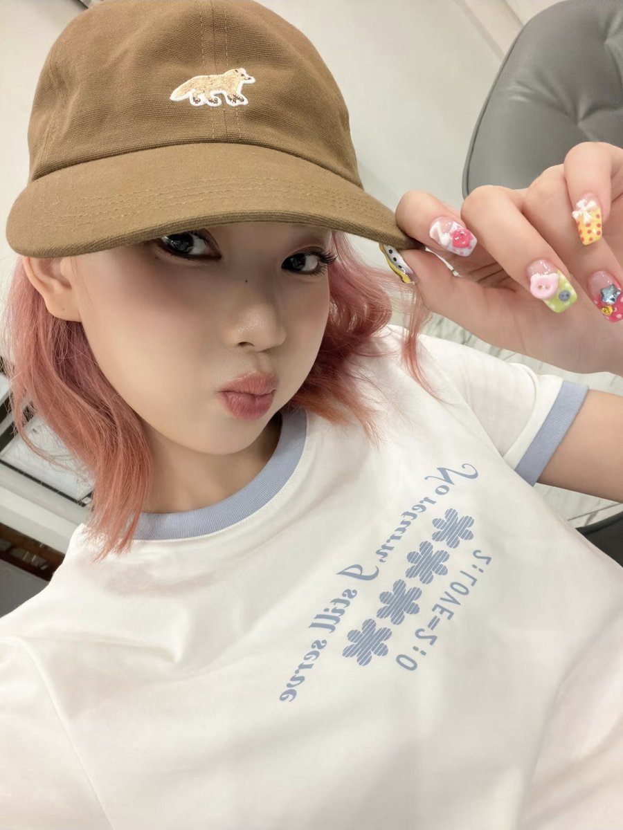 swithdaily's tweet photo. 260704 | #ISA (@.isaranghae_0123) rednote post

2L0VE💕

#STAYC #스테이씨 #李采映 #아이사 https://t.co/mVrW6SCVpa