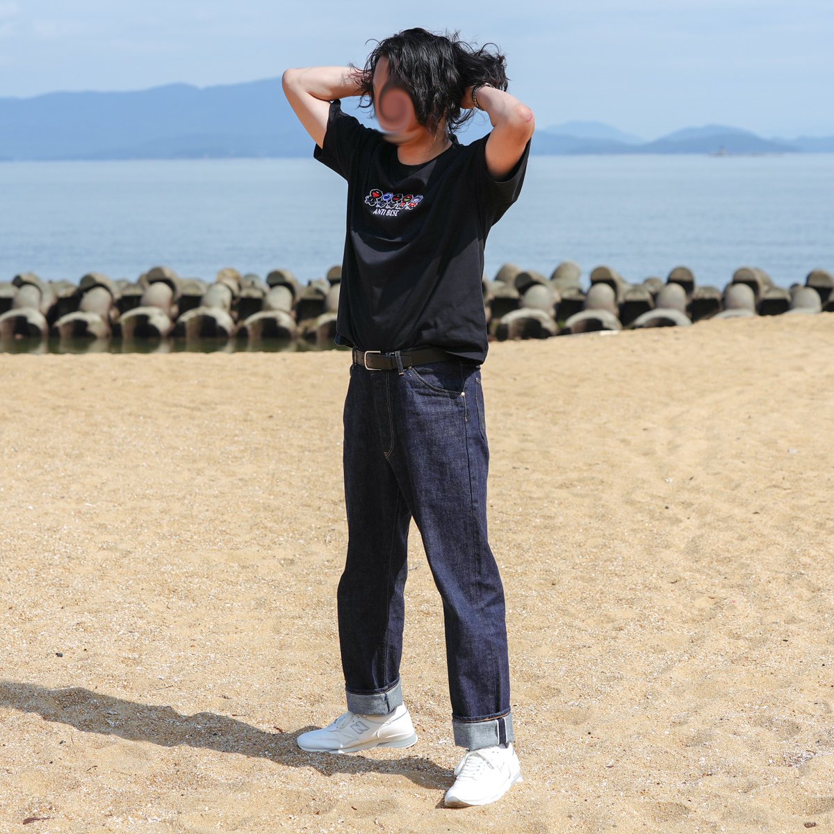 antibcsc's tweet photo. Pixel art T-Shirt
アンチビクスクのメンバーをドット絵で表現し
フル刺繍で再現してみました。
以前出したアイテムからデザインを刷新。
かなり気合の入った一品です。
是非お手に取って直接ご覧になっていただきたいです。おとなも、こどもも、おねーさんも。

https://t.co/9Zh81cfWYO https://t.co/hLkaJgc5qE