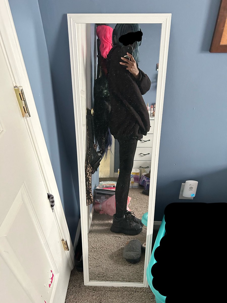 arminscomsock's tweet photo. Maybe it’s just body dysmorphia https://t.co/FVtgpZfcMk