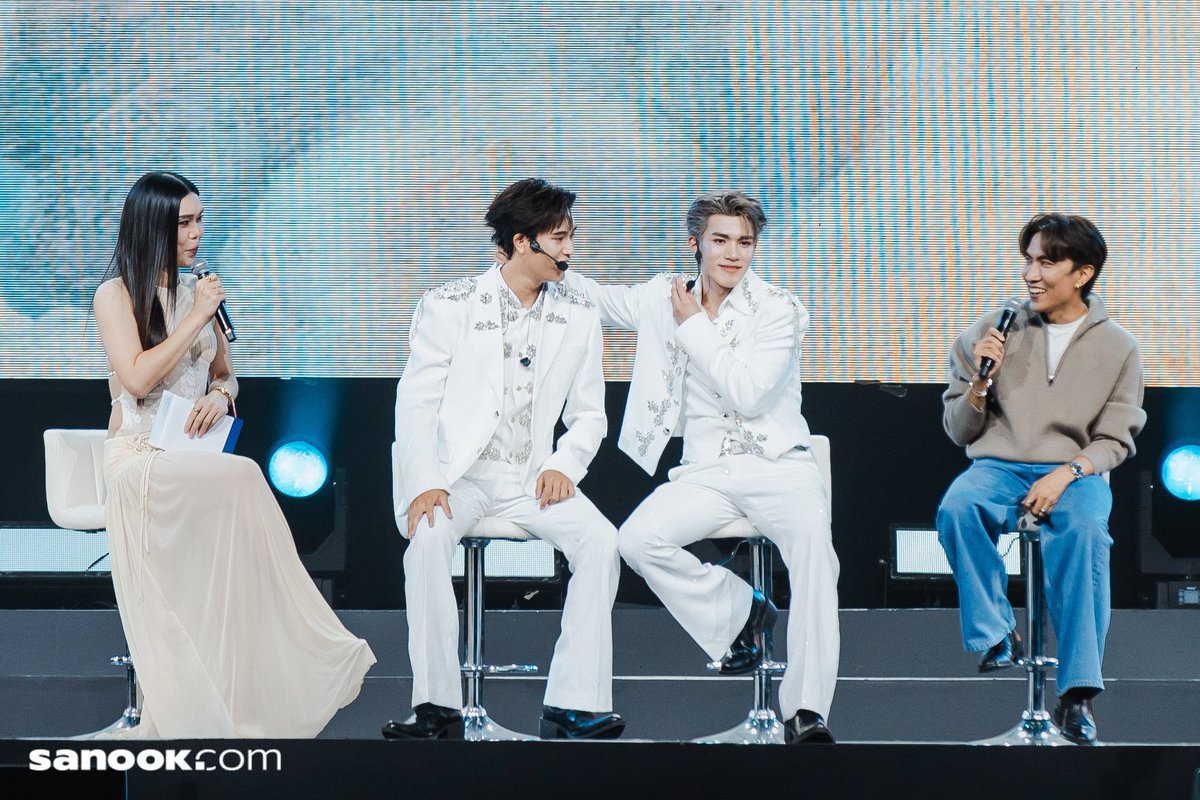 Sanook's tweet photo. เห็นภาพไม่ชัดเลยค่ะ ขออีกที ✨️🫠🤭
GEMINIFOURTH TTH FINALE
#TicketToHeavenFinalEP
#TicketToHeaven
#GeminiFourth #เจมีไนน์โฟร์ท
#Gemini_NT #เจมีไนน์นรวิชญ์
#Fourthnattawat #โฟร์ทณัฐวรรธน์
#Sanook https://t.co/uE4D7byuM9
