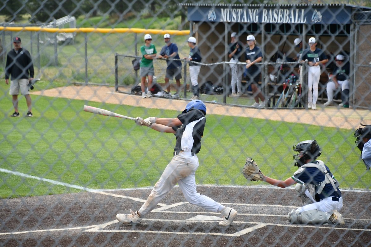 maximusgraff7's tweet photo. Game 2 ✅

2-for-3. Patrolling both LF and 2B as the Rocky Mountain Oysters keep rolling with another win. @COBSBL ⚾️💪

#RockyMountainOysters #COBSBL #Baseball #ClassOf2029 #uncommitted https://t.co/z8jAnuanVc
