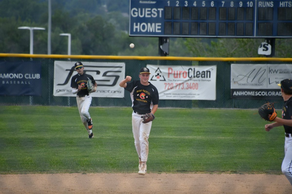maximusgraff7's tweet photo. Game 2 ✅

2-for-3. Patrolling both LF and 2B as the Rocky Mountain Oysters keep rolling with another win. @COBSBL ⚾️💪

#RockyMountainOysters #COBSBL #Baseball #ClassOf2029 #uncommitted https://t.co/z8jAnuanVc