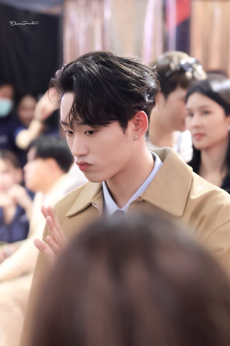 kikului's tweet photo. 수파의 짧은 머리 귀환 염불 두번째✌️ 이 스타일링 다시 한 번 해줘요 제발...🙏 근데 이러다가 짧머시절 엣 스케줄 다 올릴듯...😂 수파가 안 예뻤던 날이 없잖아요🥹💔❤️‍🩹
#est_rvp https://t.co/fF82WG2qiv