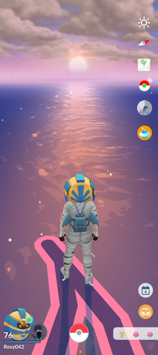 Rexy_042's tweet photo. ←実写　　　　　ポケモンGO→ https://t.co/AxX3RxEh4Q
