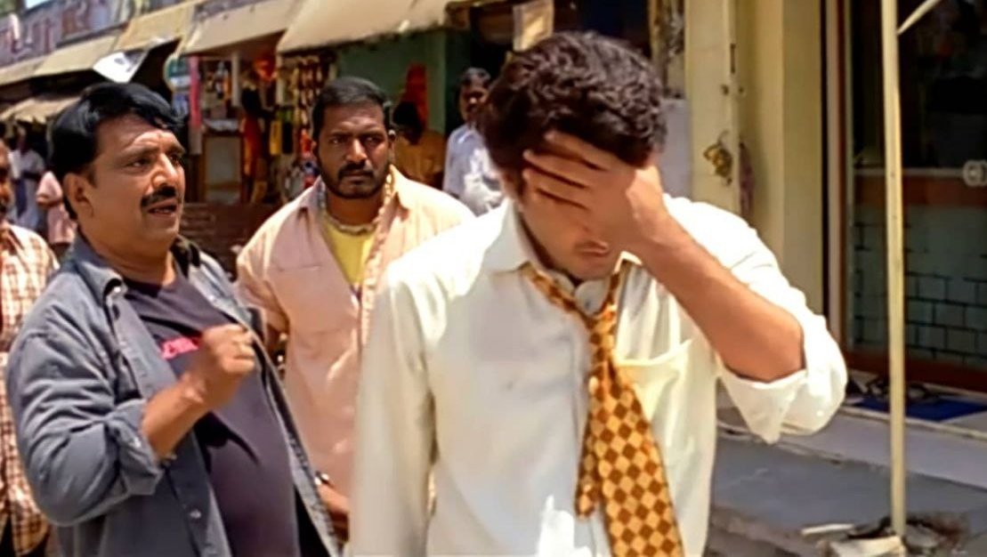 BeingThiyagi's tweet photo. Kireedam is a unofficial biopic of thala...Haneefa character being played by his fans...🤣😭🔥🔥🔥 https://t.co/3yMoDd5W6T