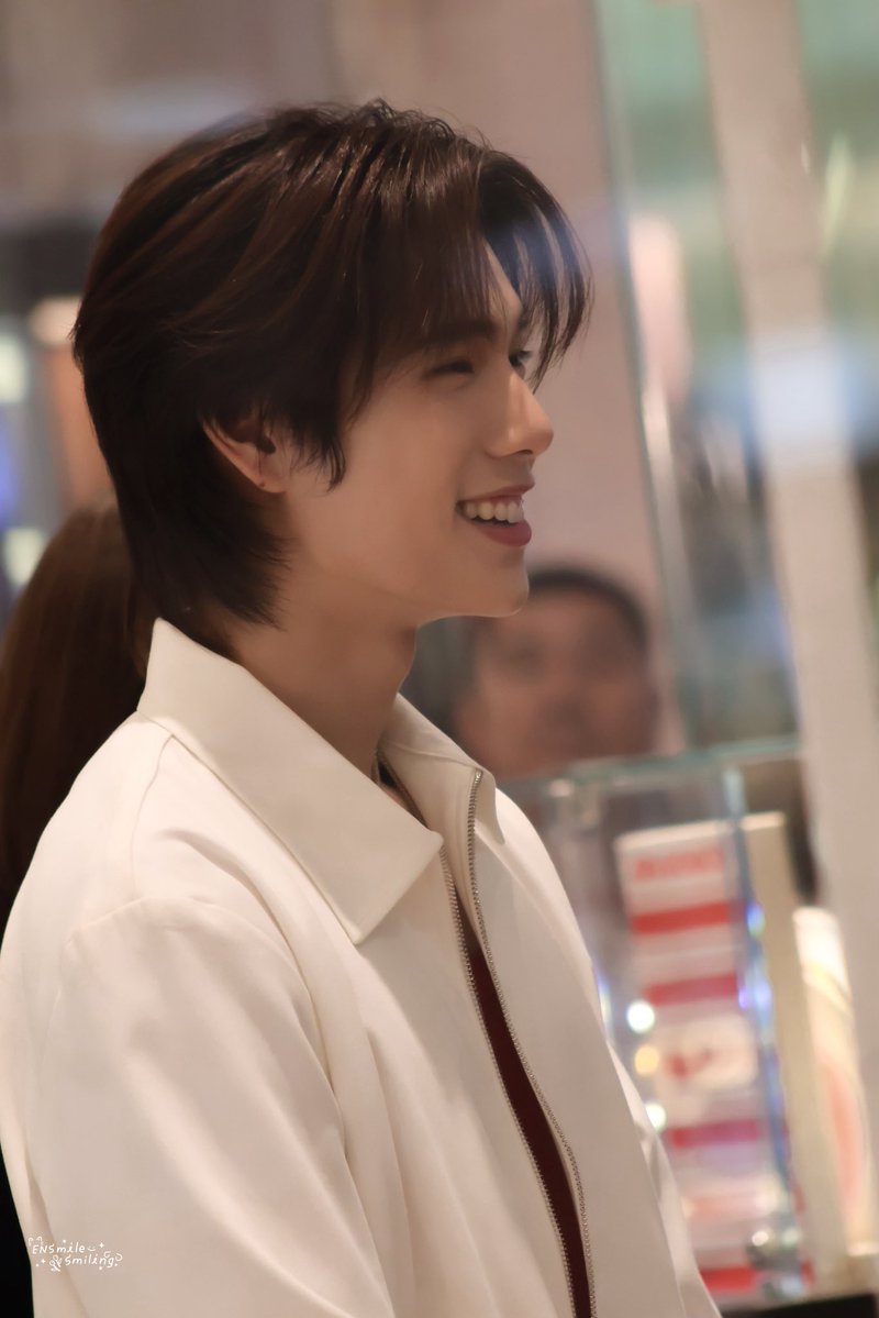 SmileSmiling ˚◡̈ tweet media