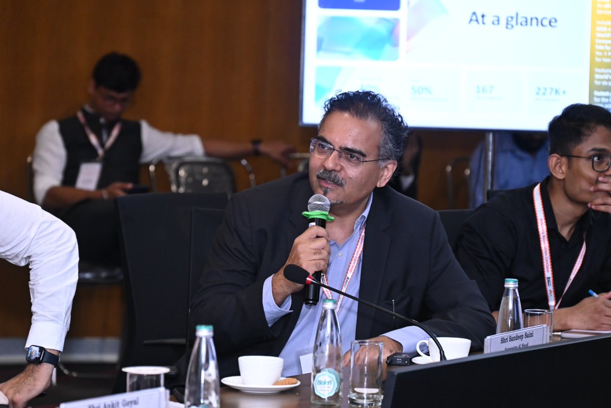 MYBharatHQ's tweet photo. Where ideas meet action and partnerships shape possibilities. 

The Industry Association Conclave, organized by the Department of Youth Affairs, fostered meaningful dialogue to unlock new opportunities for India's youth.

#MYBharat https://t.co/IMNdez2qAv