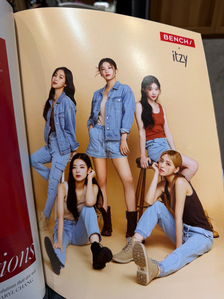 sbPsalm28_7's tweet photo. Saw my favorite girls,
While I’m in the hair salon. Excited to see them for real on Saturday. 😊 https://t.co/noMUNpqEqT