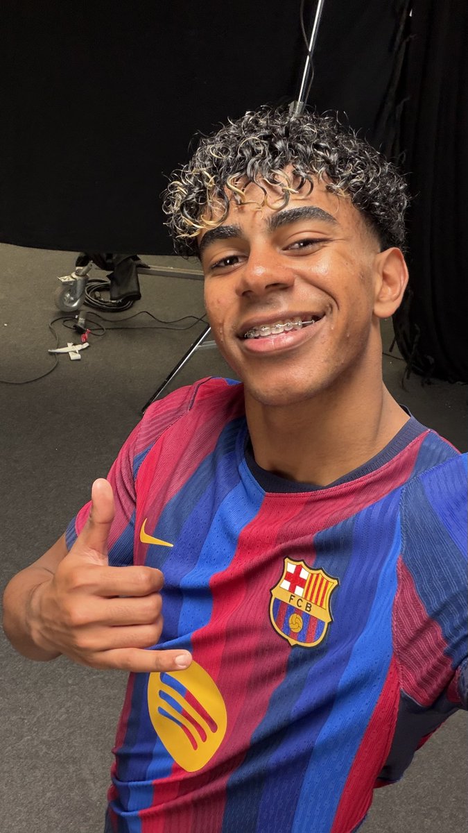 FCBarcelona's tweet photo. Drop a 🤙 if Lamine rocks the new kit. https://t.co/KYyAuF7M32