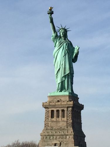 Longshotsblues's tweet photo. What my Grandparents saw from the ship as they came into Ellis Island NY from Italy in 1909. Their Sons would fight in WWII for their Country. 🇺🇸🇺🇸🇺🇸

America 250 Years - July 4th Independence Day
 
Thank You France for this precious gift, our Friends and Allies.🇫🇷🇫🇷 We Love You! https://t.co/KHnP0bv3dJ