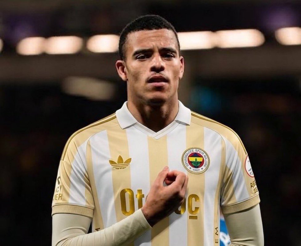 doukanfb's tweet photo. @kamercihan Bu büyük taraftar her şeyin en iyisini hakediyor. Sağ kanat mevkisinin de en iyisini istiyoruz başkanım.Topyekün bir sinerji için Greenwood istiyoruz. https://t.co/lBx6E9R3eA