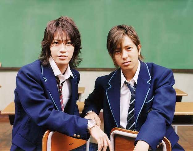 zurete594klv's tweet photo. 【衝撃】
亀梨和也＆山下智久、まさかのサプライズ降臨。
出演者リストに名前は無かった。
それなのに本番中、突然のゲスト告知。

🔵経緯
CM前「一切解禁していないゲスト」と予告。
CM明け、会場に亀梨和也と山下智久が登場。
🔵披露曲
2005年放送ドラマ「野ブタ。をプロデュース」主題歌。
“修二と彰”名義の「青春アミーゴ」。
発売から21年越しの地上波歌唱。
🔵本人コメント
山下「久々に同じステージに立てて興奮してます」
亀梨「楽しかったです。この機会に感謝します」
🔵反響
会場もSNSも大歓声。
「鳥肌立った」「令和に修二と彰見れるなんて」の声。
21年前の青春が、令和のテレビに戻ってきた。
見た人だけが味わえる、今夜だけの奇跡。
━━━━━━━━━━━

あなたは ”修二” 派？ ”彰” 派？
それとも”箱推し”？

━━━━━━━━━━━