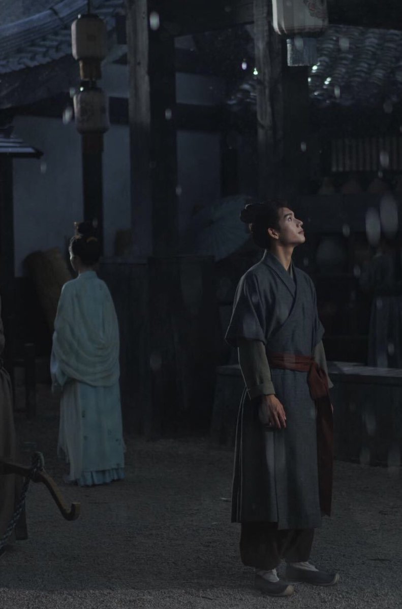 itsmybailu's tweet photo. Actor Lin Muran who plays Han Mingxi in the drama Moli - The First Jasmine posted 2 photos related to Bai Lu
with caption :
-Across mountains and rivers, in ordinary alleys and lanes, there is always a place to return to.

#bailu #linmuran #moli #moliending #thefirstjasmineend https://t.co/LNPPATN1U4