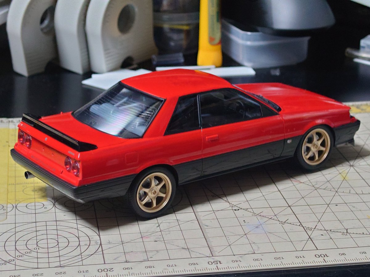 ColonSpec78's tweet photo. ハセガワ スカイライン GTS-R Custom ver. WIP14

ついに上下合わせられました。完成間近！！！😊
明日出せる様に頑張りまっす。🙂‍↕️

#プラモデル #こるを作製記

以前の制作記はこちら↓

https://t.co/anlHaDFwJk https://t.co/rfbWGWy7Eb