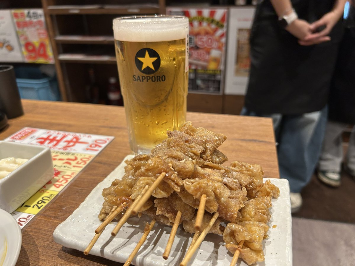 ysoushun's tweet photo. 友人と呑飲んで別れたあと、看板が見えたから、条件反射。 https://t.co/tVmNQdA8Ml