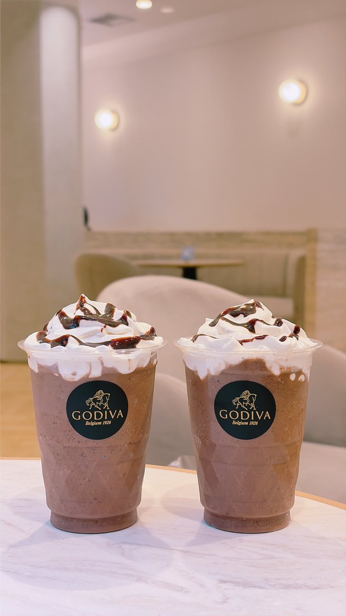 zigzag_rei's tweet photo. リフレッシュでお出かけしてきた〜！🍫🥤🍚 https://t.co/D551xWdWiv