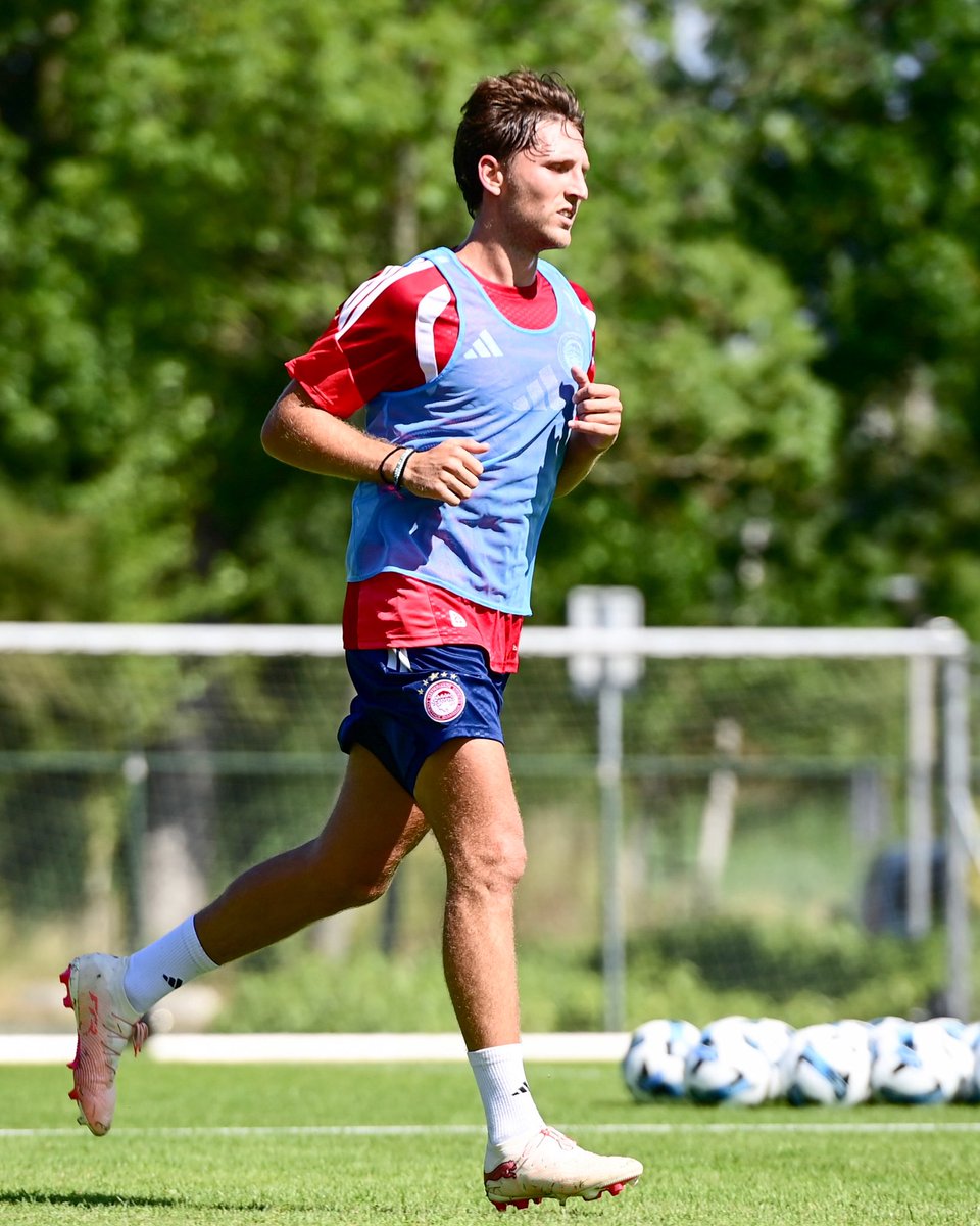olympiacosfc's tweet photo. Η σκληρή δουλειά έχει ξεκινήσει στην Ολλανδία! / The hard work has just begun in the Netherlands!

#OlympiacosFC #PreSeason #Netherlands https://t.co/gmp3es0m9x