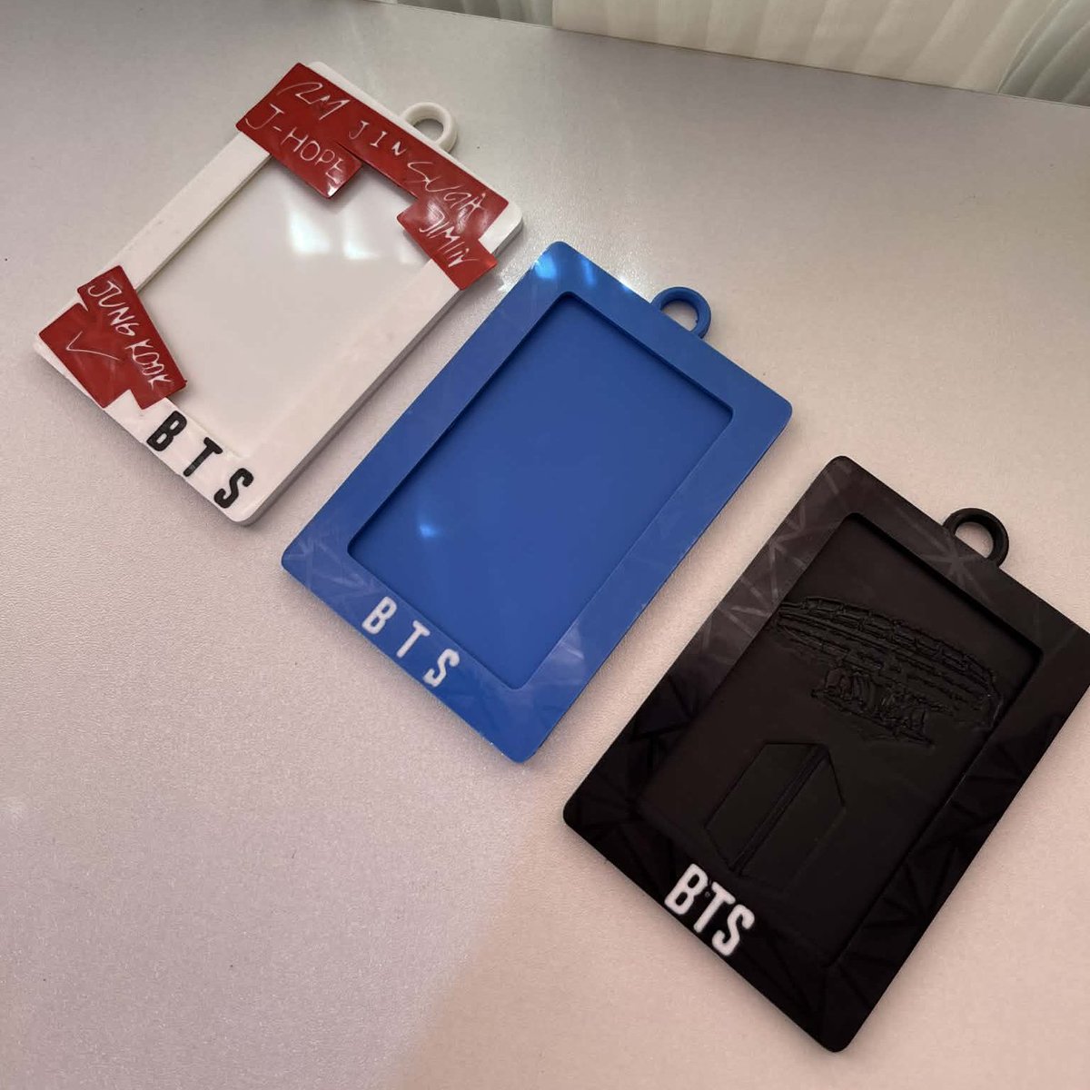 bwikoo_'s tweet photo. BTS ARIRANG COLLECTION ⭐️
~ by bwikoo

• 3D printed

keychains - P30 to P125
pc holders - P150

📢 rt&amp;like 
2 winners - 10 pcs arirang mini

💌 message to order

🏷️ bts army concert arirang bulacan fanmade merch https://t.co/fNNBCPvm9M
