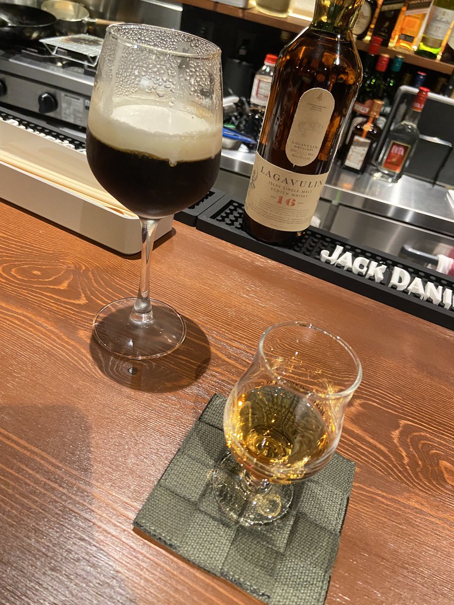 JOJO7492666's tweet photo. 色んなお酒飲めて楽しい！ https://t.co/oCglHpe5Eq