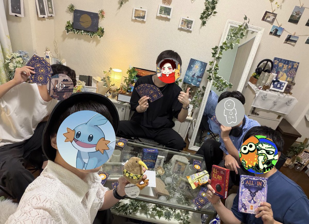 uta_clover's tweet photo. 今日はボドゲ会へ！

毎度ながら、いつも面白いボドゲばかりであっという間でした！
プレザージュは一旦リベンジ成功したけど、
今度はALL IN負けたの悔しかったから、いつかリベンジします🔥
絵を描く系苦手だけど、DUPLIKはめっちゃ面白かった🍀
ありがとうございました‼️
#シャッチョのボドゲ会 https://t.co/4m7V6bNmoZ