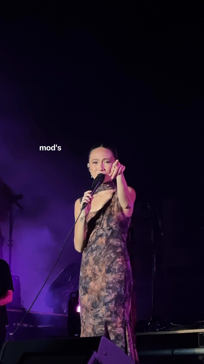 modlovesniki's tweet photo. prambanan jazz day 2! beyond GRATEFUL😭🤎 @nikizefanya ILY 🫶🏻 
+ @kataKahitna<3 https://t.co/ttHQ3DqwEv
