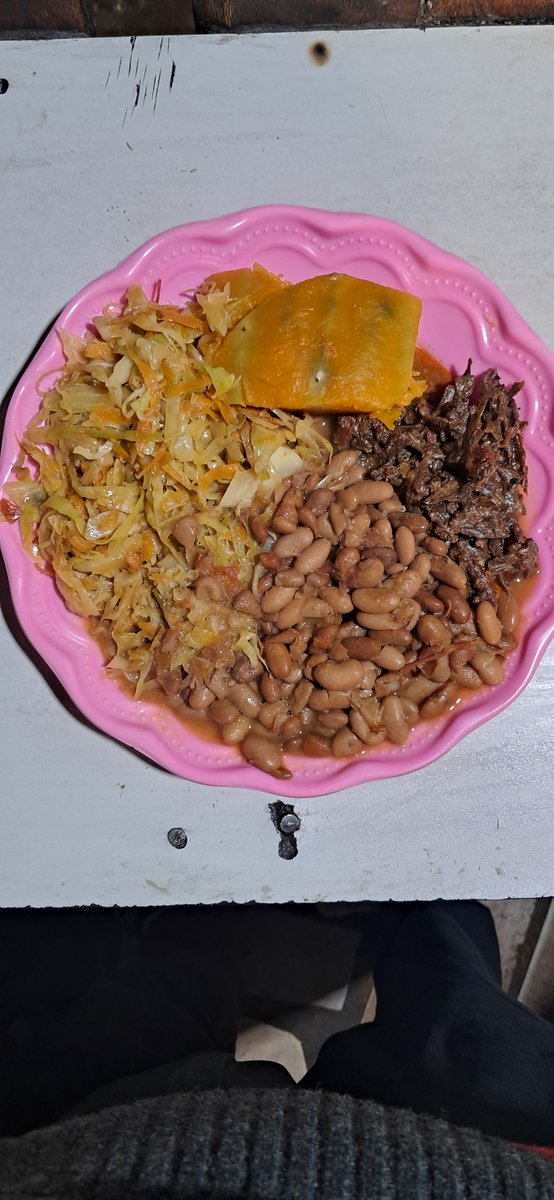 hampelkt's tweet photo. Mnakula nini hio pande for supper
Hii pande mamaa ameshawakilisha https://t.co/UZx2B9fE62