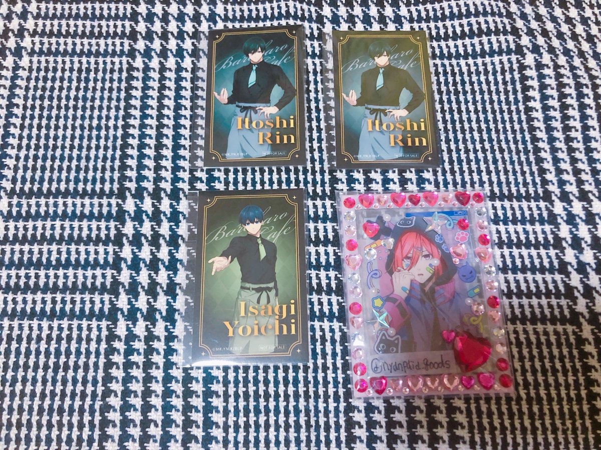 nyanpaia_goods's tweet photo. 【交換】ブルーロック ブルロ ばろばろカフェ ののしりver. 通販特典 

譲：潔 凛
求：店舗特典千切1 御影1 > 異種千切

5日池袋手渡しまたは郵送のお取引となります。
検索からでもお気軽にお声掛けください。 https://t.co/NxgeAoqNhY