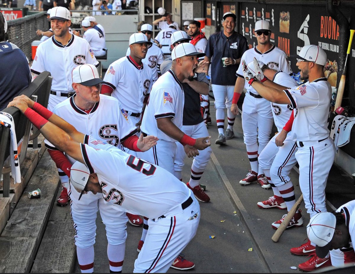 dharn55's tweet photo. @fashion_nfl White Sox 1917 championship throwbacks https://t.co/eNwodIE7fO