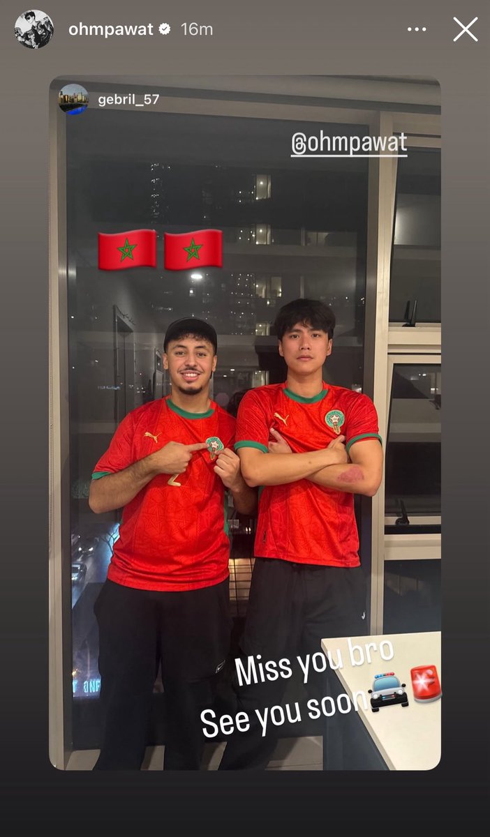 Ohmlotusnnn's tweet photo. 😆Baby are you watching Canada 🇨🇦 to Morocco🇲🇦 right now?⚽️

#Ohmpawat 🇨🇦⚽️🇲🇦 https://t.co/8aPP1gYuJn