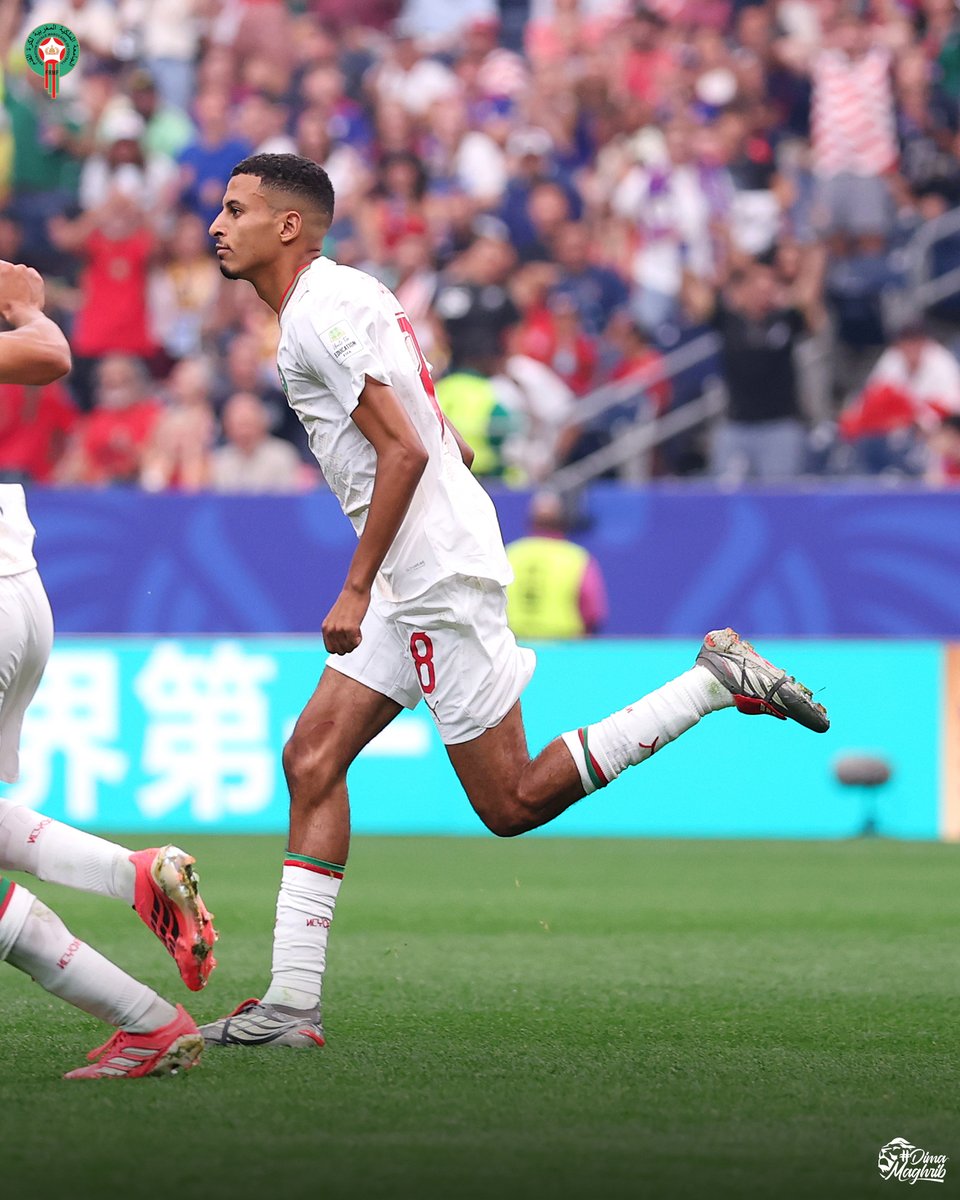 EnMaroc's tweet photo. 𝑨𝒛𝒛𝒆𝒅𝒊𝒏𝒆 𝑶𝒖𝒏𝒂𝒉𝒊 delivers the opener! 🤩💫

#DimaMaghrib 🇲🇦 #FIFAWorldCup https://t.co/Pf9VkD07AV