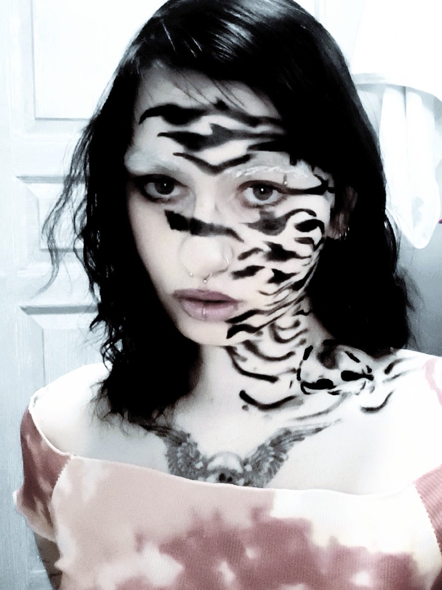 BRUTALCONFUSION's tweet photo. ofc i had to do fem!sasuke 🏮🪽 https://t.co/DC1HGtzejT