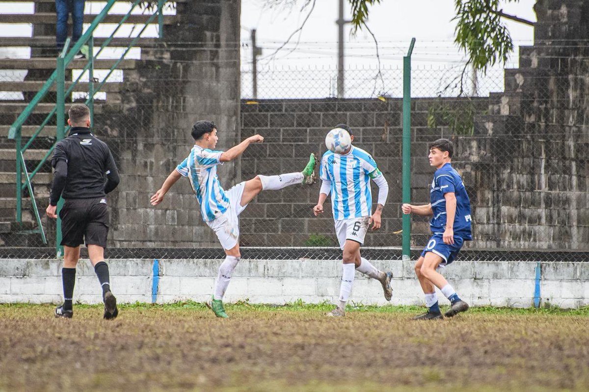 ATOficial's tweet photo. #JuvenilesLPF | 6ta División
🔚 RESULTADO FINAL
Atlético Tucumán 1️⃣ - Gimnasia LP 3️⃣
#DaleDeca https://t.co/zZm5WKrf2G