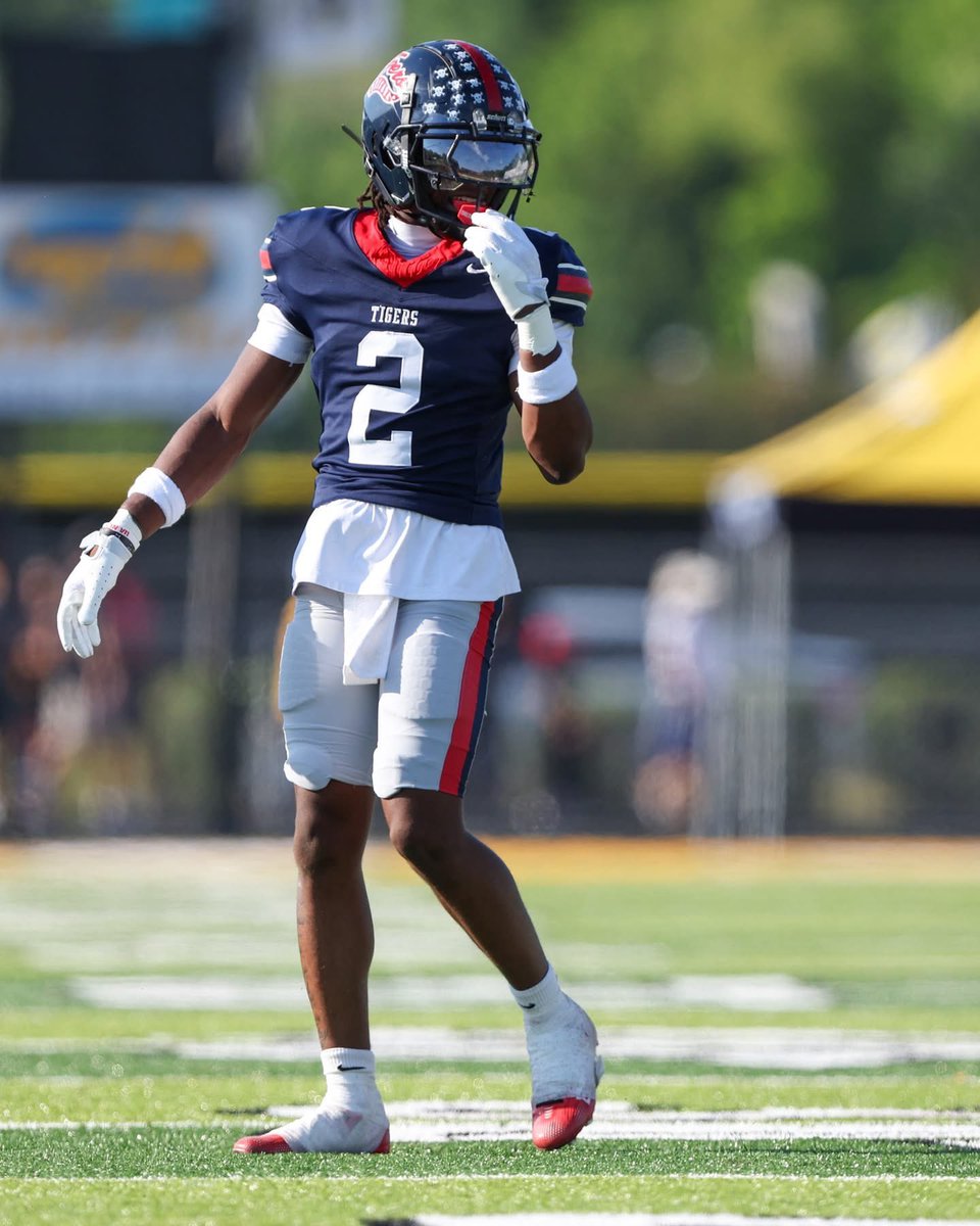 braylon_key's tweet photo. Blessed to see 17! #AGTG🙏🏾 https://t.co/N6ZhUpe3MZ