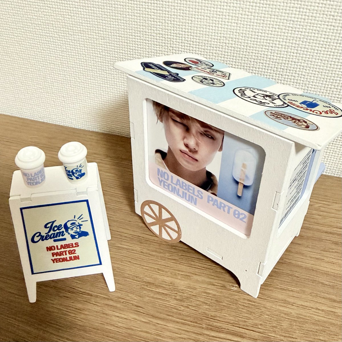 chimuchimu_3's tweet photo. お友達に教えてもらった
キャンドゥのミニチュアを
ポプアに行けないから…
それっぽく作ってみた♡

ファンチュンにかぶせるキャップ、
販売して欲しいなぁ…

ポプアのトレカ欲しいなぁ…

#YEONJUN  #연준  #NOLABELS_PART02 
#TOMORROW_X_TOGETHER #투모로우바이투게더 #TXT https://t.co/3lnSm1OxXN