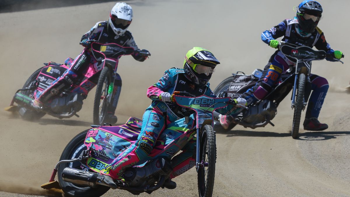 FIM_live's tweet photo. 🏆 Grunwald and Harris secure silverware in Croatia after sharpening skills at FIM Women’s Speedway Academy!
Read more ➡️ https://t.co/SY33pFO7sT
#FIM @SpeedwayGP #WSA #WSGT #WSWC #FIMacademy https://t.co/TozmtZcX69