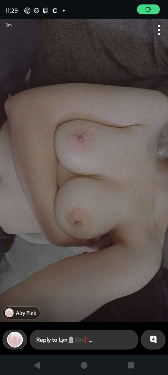 ReoccuringDick's tweet photo. This slut wanted to show herself off to me and asked me to show everyone, hopefully her bf dont see https://t.co/1EHATHCr0Z