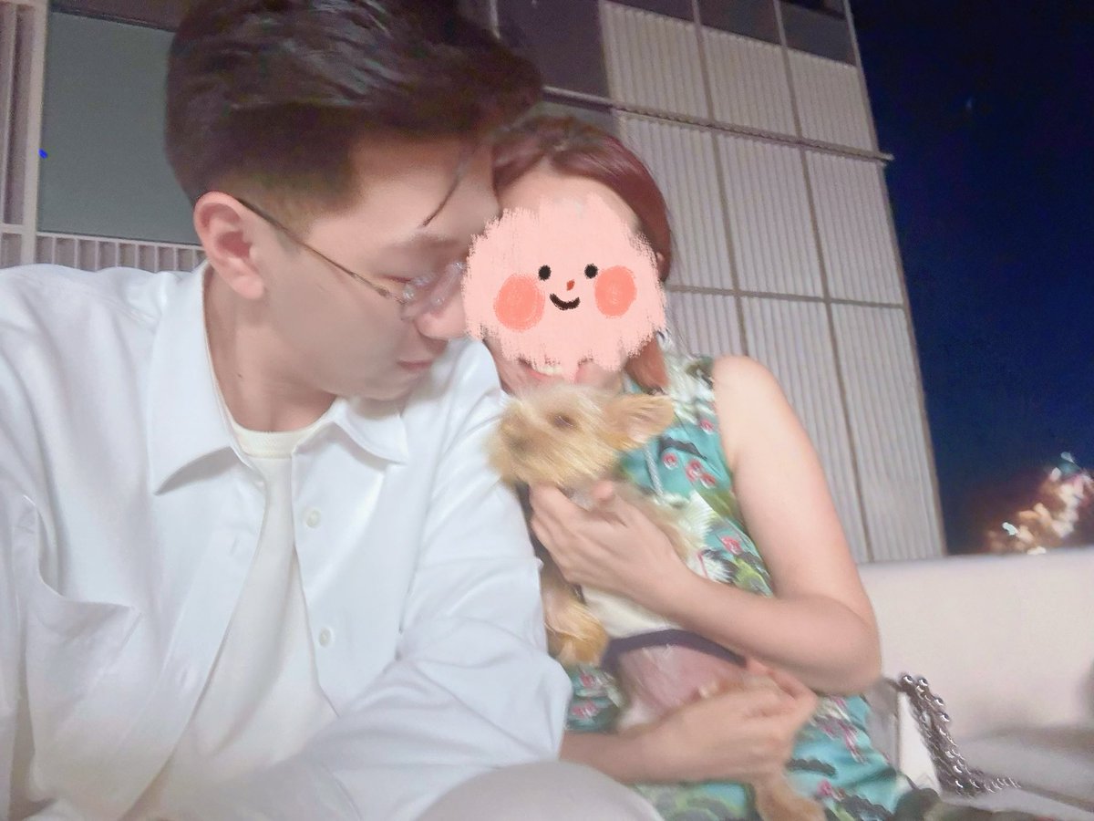guo021104's tweet photo. 哈喽��大家好～自我介绍一下 广东情侣～ 男生01年身高186 体重75 ，女生年龄保密 身高161 体重50。我们都是S，女朋友是男女通吃哦～，所以欢迎各位小公狗 小母狗 以及情侣夫妻和我们认识哦～希望是长期稳定的相处，双商在线哦～
主要活动的地区是：广州、深圳、北京、潮汕
#3p #4p  #淫妻 #主奴 #长期  #交换