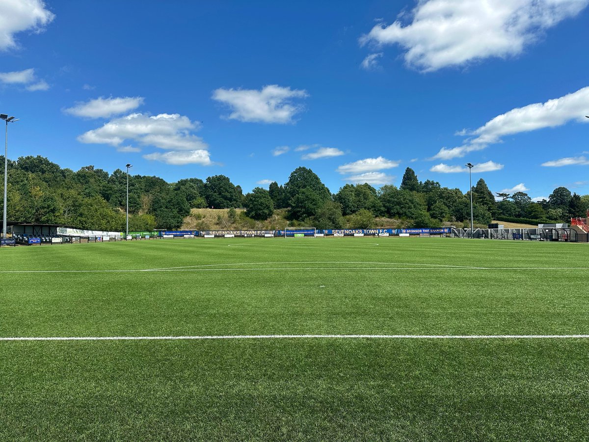 SevenoaksTownFC's tweet photo. Home Sweet Home 🏠🏟️⚽️

🔵⚫️ | #Sevenoaks #STFC https://t.co/8Fn2bV7EaC