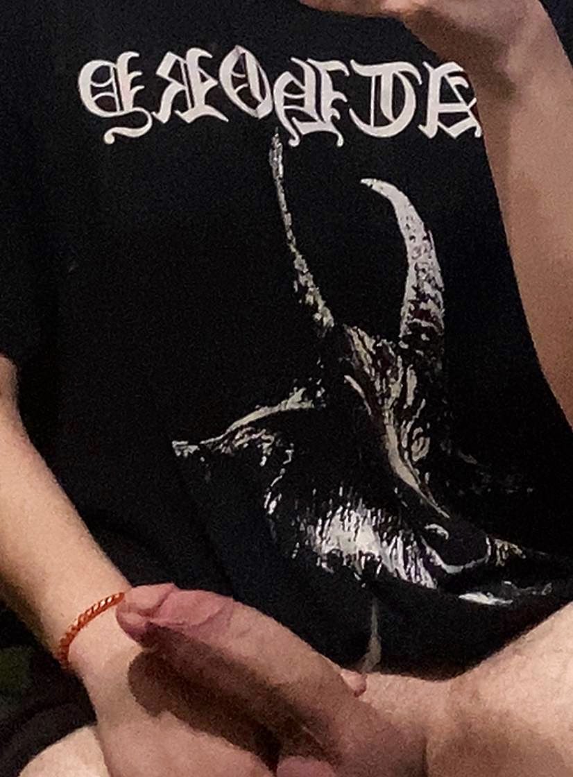 aidenraud's tweet photo. «я стала готкøй» ☠️🌹 

#horny #gay #cock #twunk #mlm #nsfwtwtًً #bwc https://t.co/pSUhUek8WJ