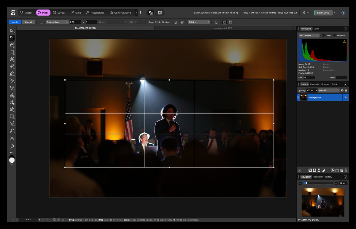 Knipfer's tweet photo. I was the photographer for this event, and here's a rundown of why and how I got this cinematic look. 🧵 https://t.co/AgwdEV16Kl