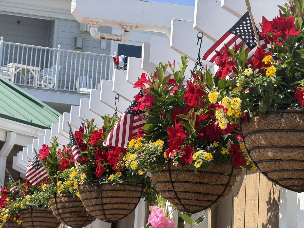 PrimalRenegade's tweet photo. Happy 250th Fourth of July from da Beach!!! https://t.co/ubCZUtfGfo