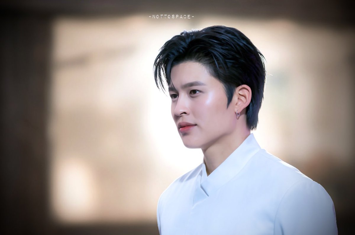 nottospace's tweet photo. แวะมากู๊ดไนท์คับ ~

@ppnaravit 

POND AT THE MALL LIFESTORE NGAMWONGWAN 

#TheMallNgamwongwanxPond
#ppnaravit https://t.co/4tFli48lCY