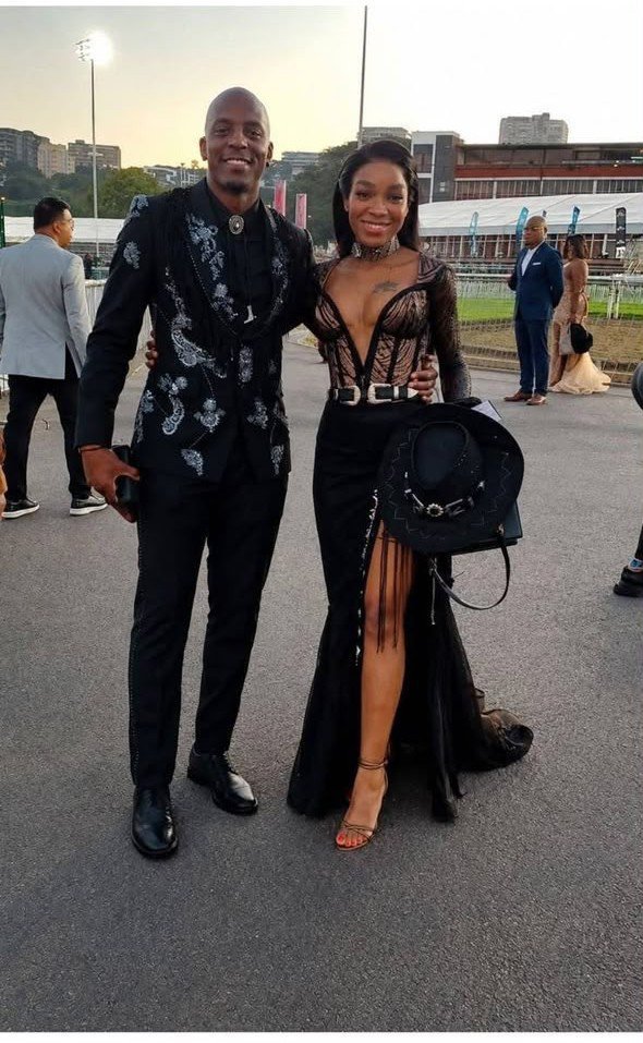 RobertMboneni's tweet photo. Her name is THANDEKA TSHABALALA...🖤🖤🇮🇹🇮🇹! STUNNING STUNNING!!!!

THANDEKA X DBN JULY 
THANDEKA X LUXURIOUS EXPERIENCE 
#ThandekaAtDBNJuly
#ThandekaEra https://t.co/eqD5kwyvdU