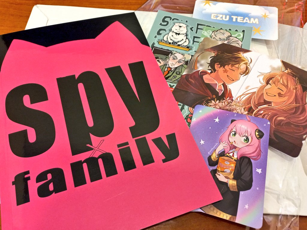 enden_end's tweet photo. The Spy x Family fandom is so warm and welcoming, and I'm so glad I was able to share my work with you.

 Check out these beautiful works in the zine we created with other artists. https://t.co/5TW6YJnT8s
