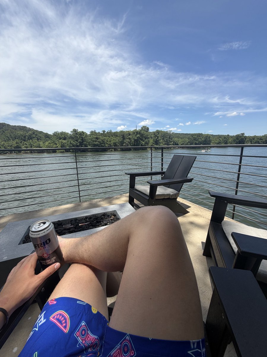 MistaToothless's tweet photo. Getting the beers flowin. #Ifykyk https://t.co/J0xqkQPMI1