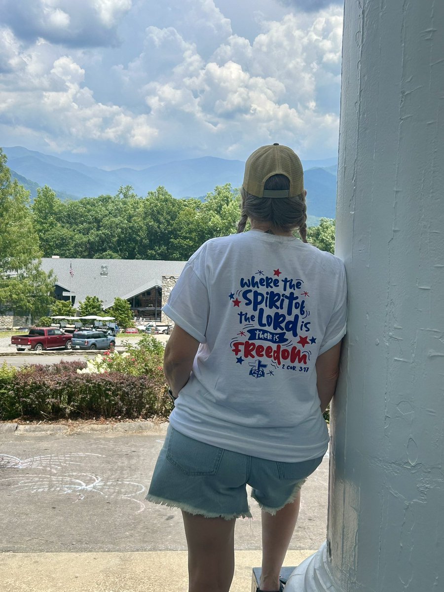 OBXfcaLORI's tweet photo. Let freedom ring #americangirl https://t.co/eXbKo9OOuj